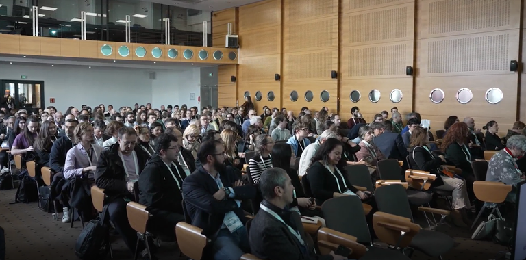 Photo de la salle de conférence JIAP 2025